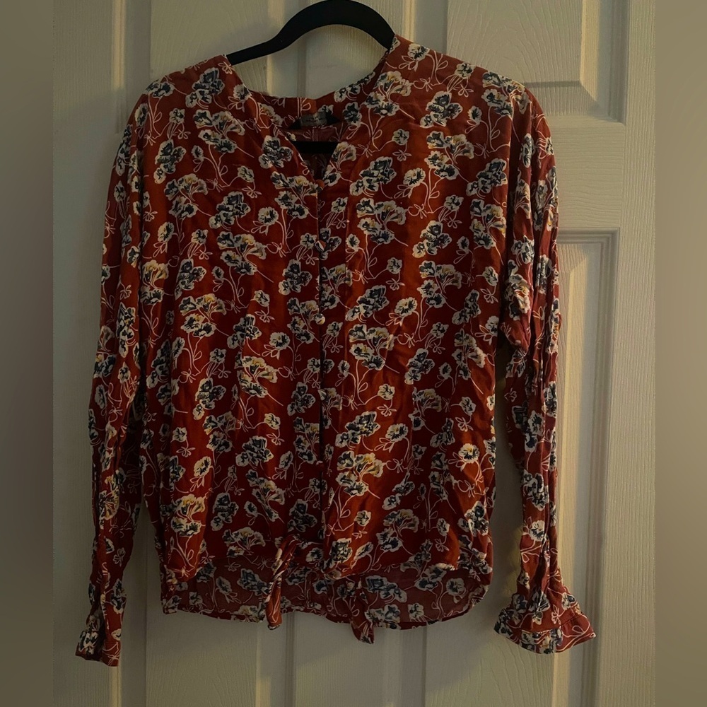 Denver Hayes Red Floral Blouse​​​​
